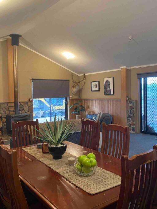 Great Lakes Wilderness Three Bedroom Home Miena Exterior foto