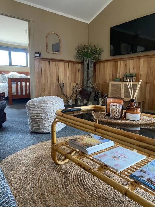Great Lakes Wilderness Three Bedroom Home Miena Exterior foto